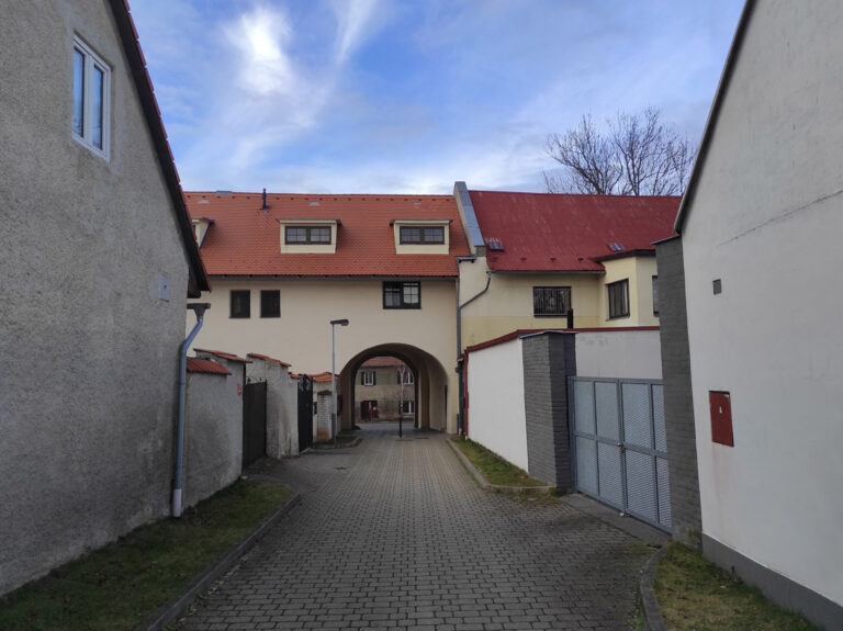 Jezuitský dvůr