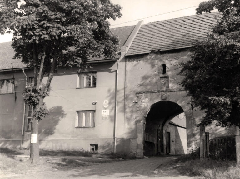 Jezuitský dvůr